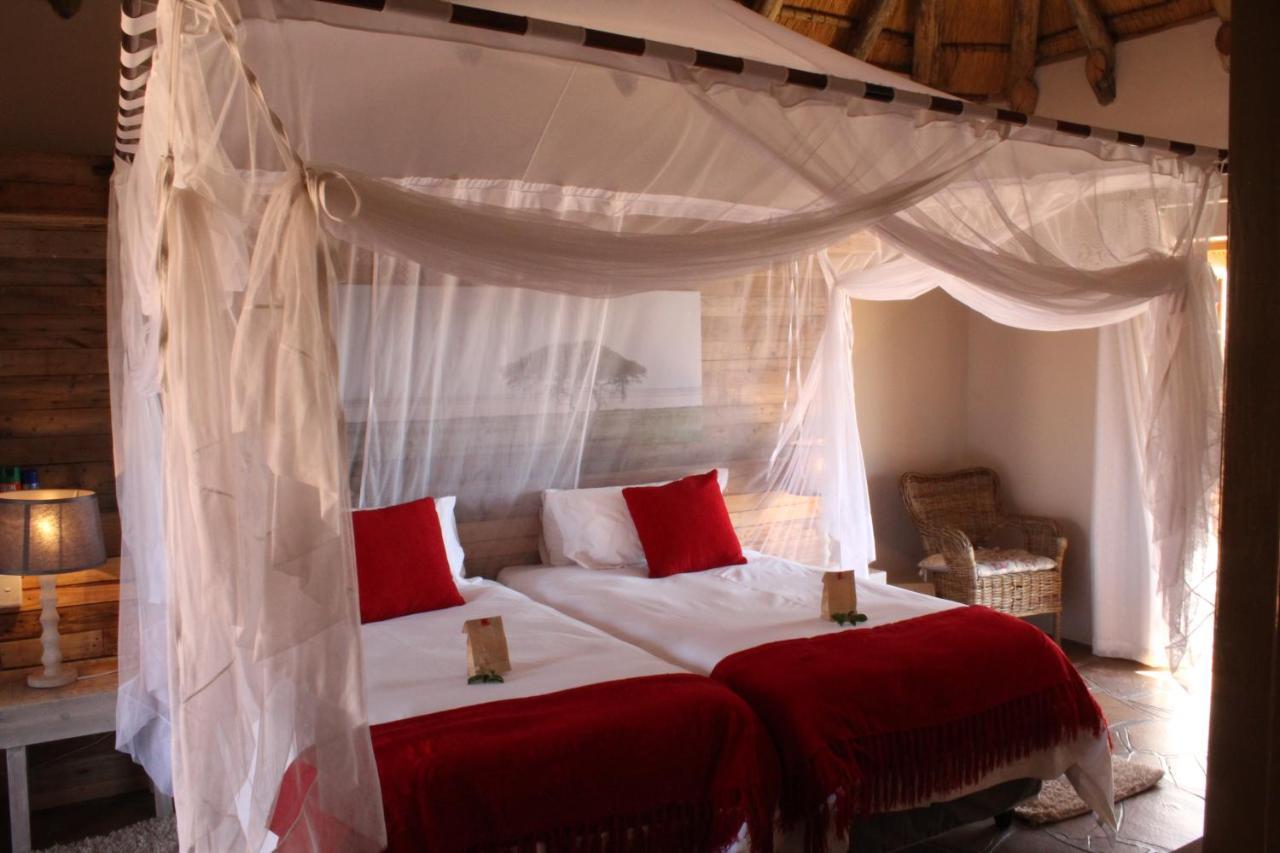 Okutala Etosha Lodge Outjo Ngoại thất bức ảnh