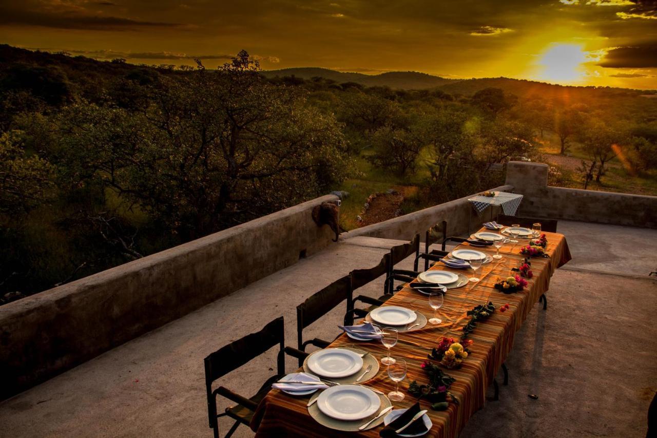 Okutala Etosha Lodge Outjo Ngoại thất bức ảnh
